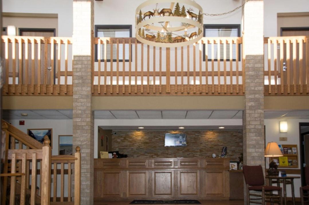 Boarders Inn & Suites By Cobblestone Hotels - Wautoma Extérieur photo